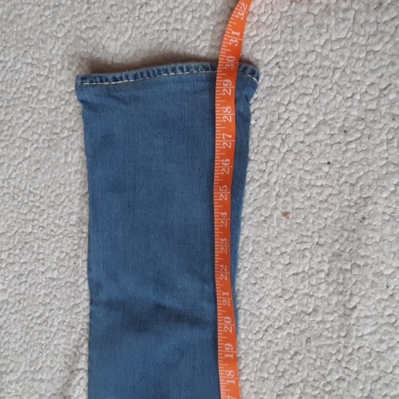 Rock Revival Jeans - Picture 4 of 9